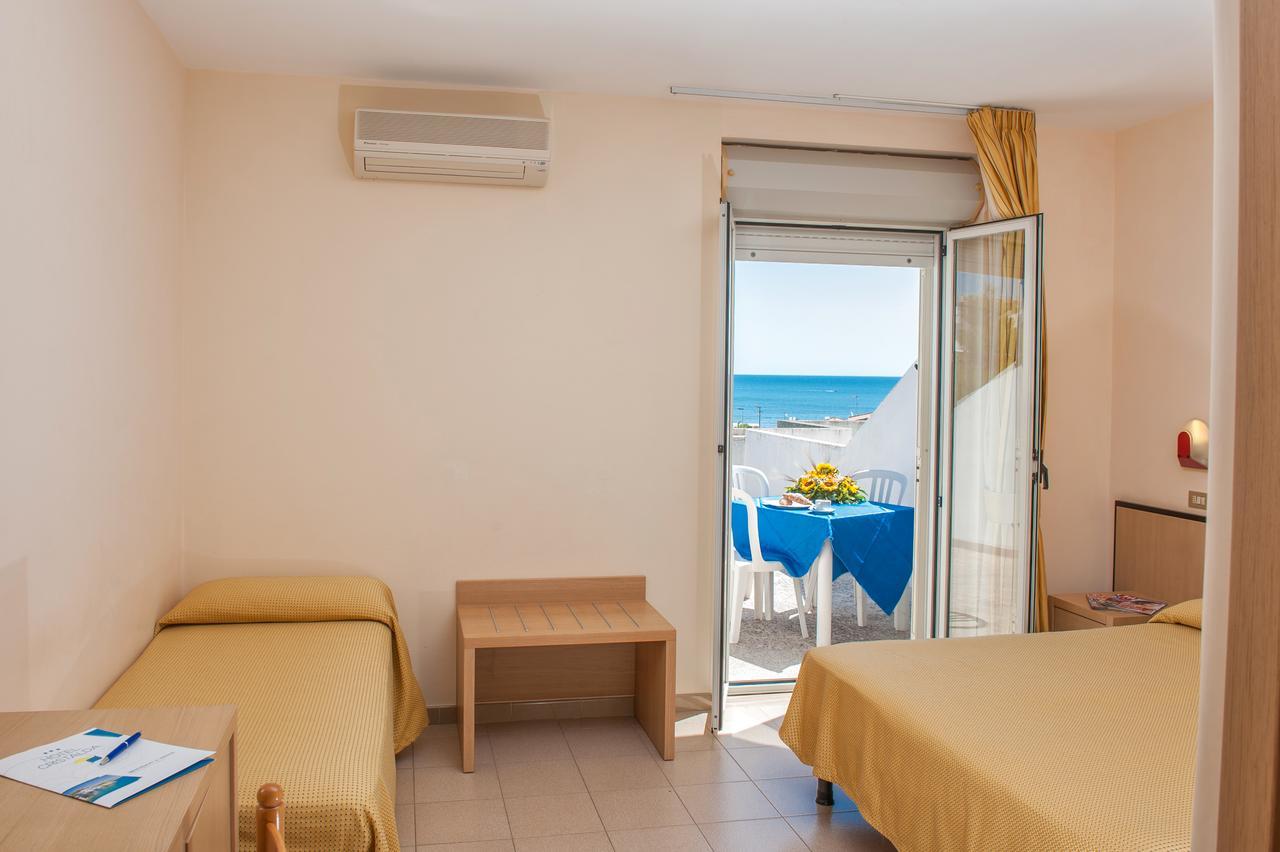 ויאסטה Hotel Cristalda מראה חיצוני תמונה